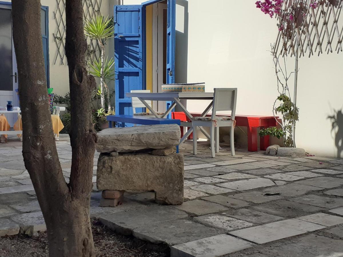 Il Cortile Della Monaca Bed & Breakfast Brindisi Dış mekan fotoğraf
