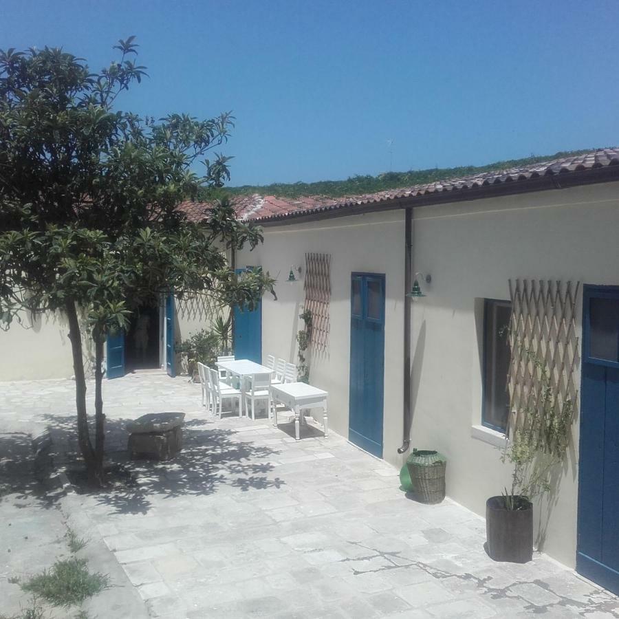 Il Cortile Della Monaca Bed & Breakfast Brindisi Dış mekan fotoğraf